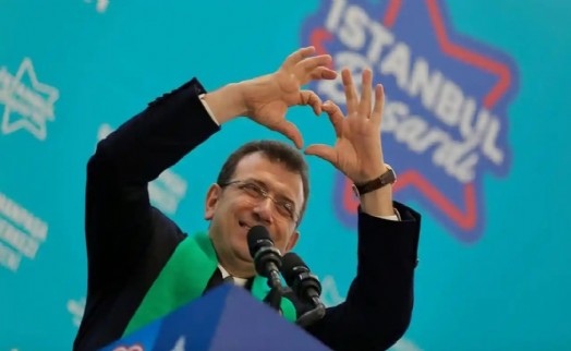 İmamoğlu: ‘Bir kişinin vesayet dönemi bugün itibariyle bitmiştir’