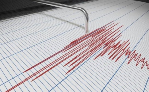 İzmir’de 4.5 büyüklüğünde deprem