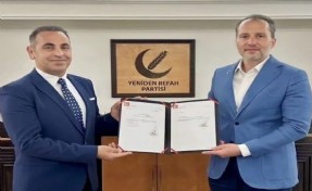 Konya’da 6 ilçe belediyesi kazandı, istifa etti! Yeniden Refah Partisi’nden flaş istifa!